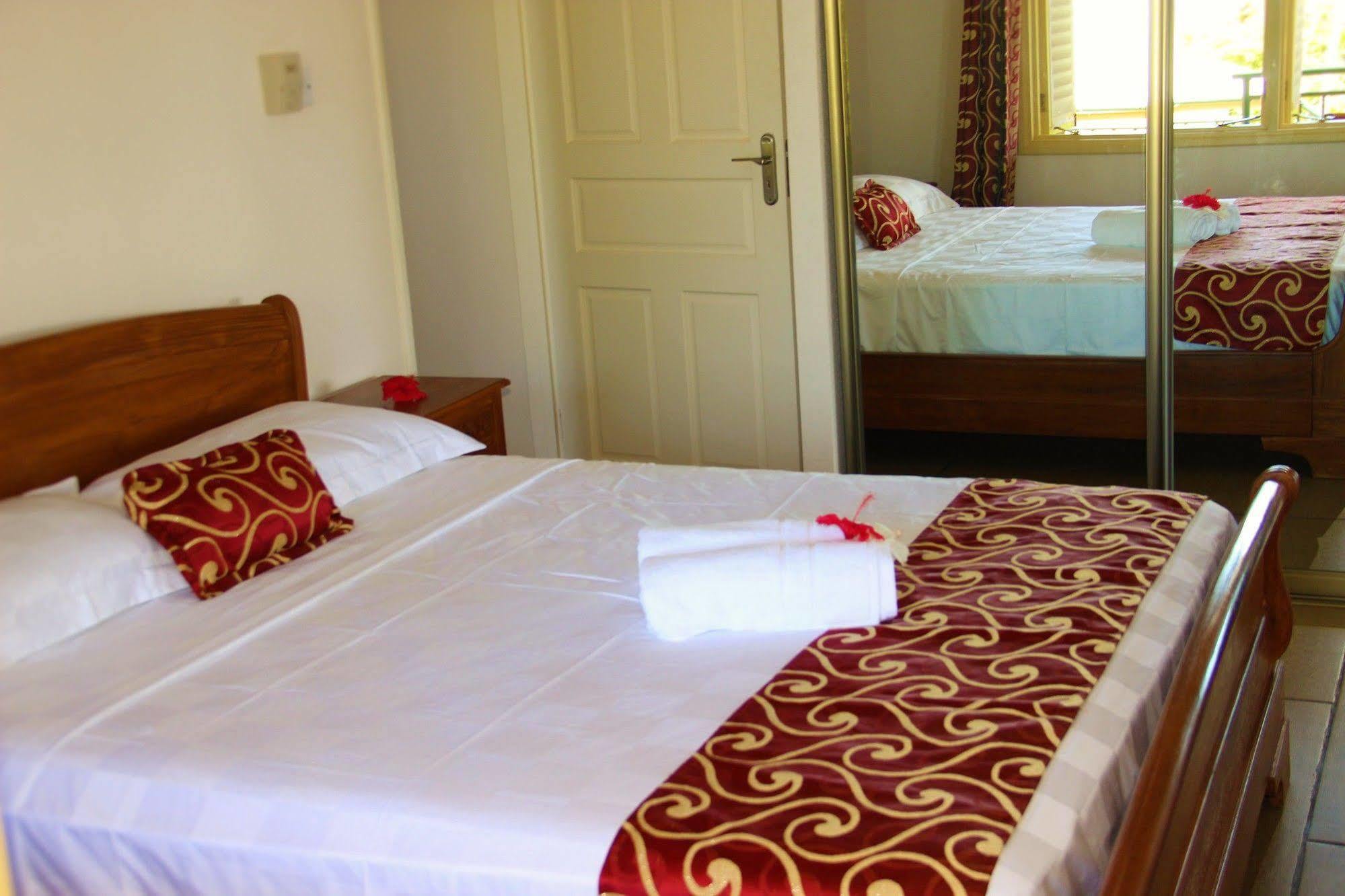 Summer Self Catering เบเซนต์แอนน์ ภายนอก รูปภาพ